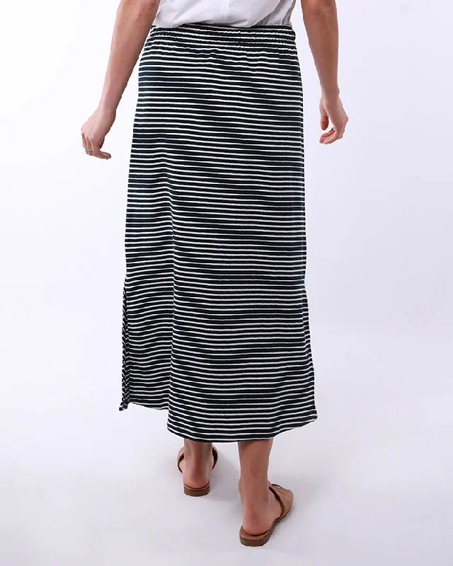 Elm Travel Skirt- Navy Stripe